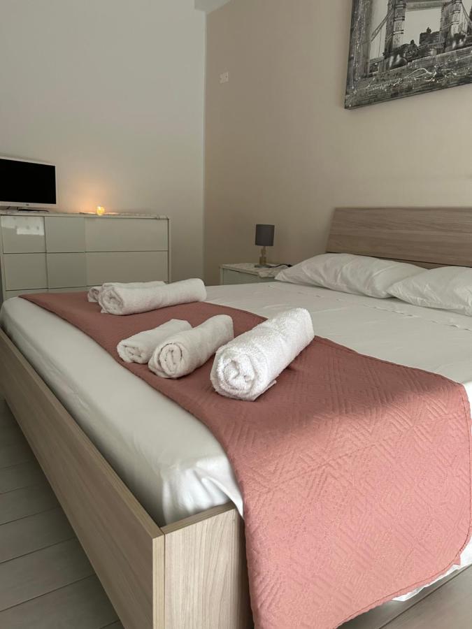 La Dimora Di Enea Appartement Brindisi Buitenkant foto